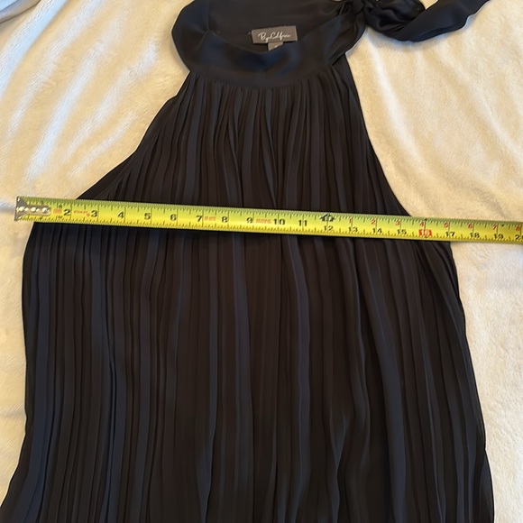 Women’s sleeveless top by Byer California - Picture 5 of 6